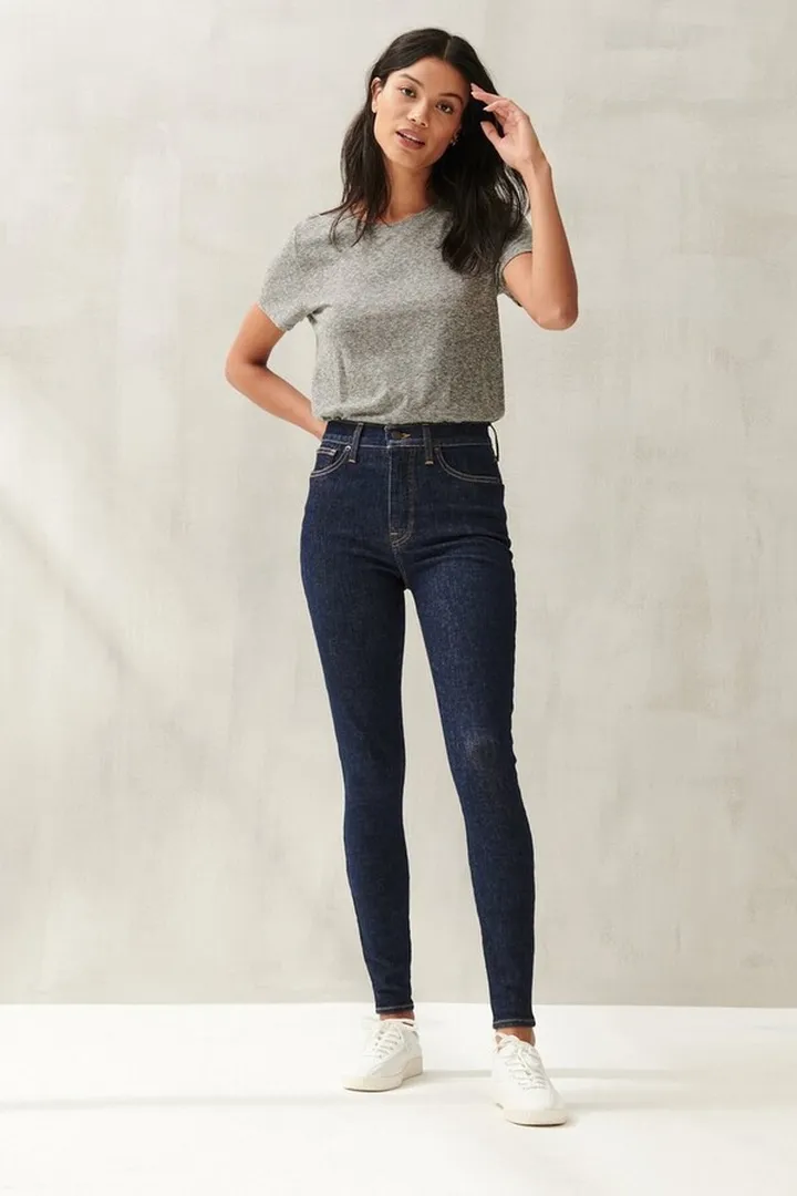 Uni Fit High Rise Skinny Jean
