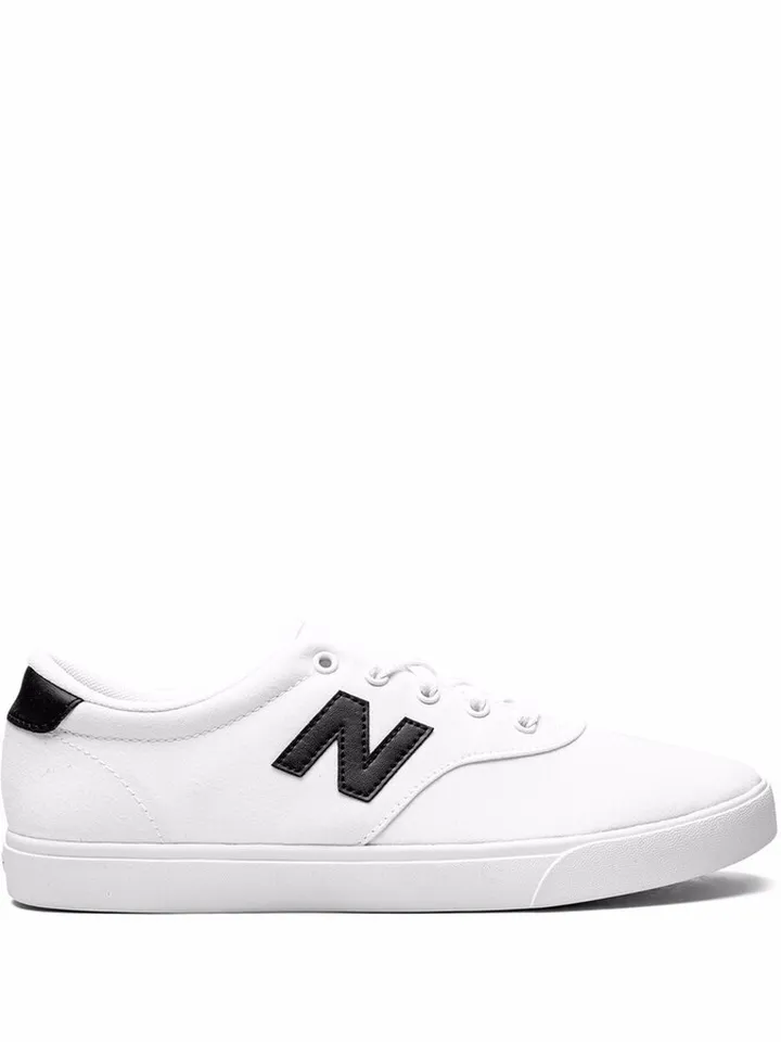 55 Low-Top Sneakers