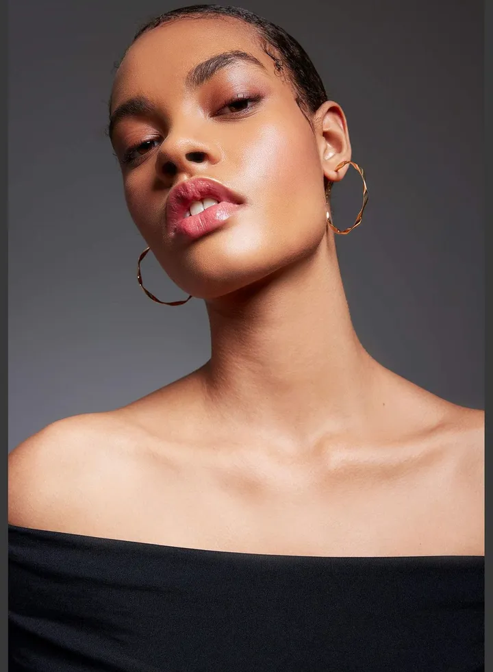 Woman Casual Earrings