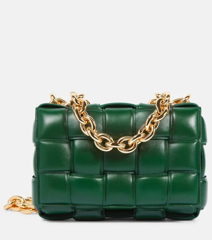 Chain Cassette shoulder bag