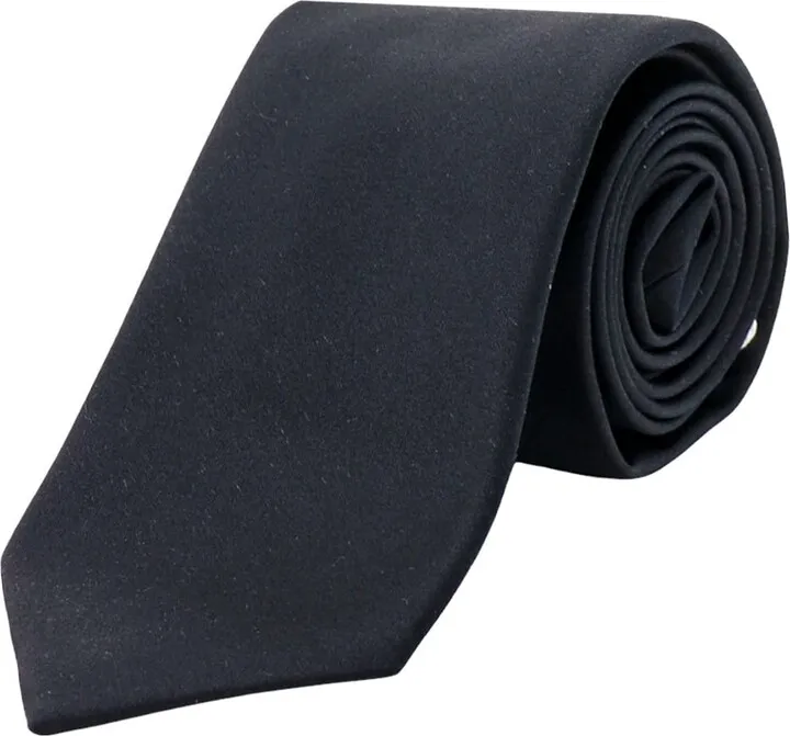 Silk tie