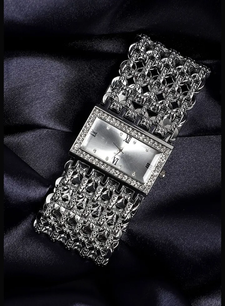 Stainless Steel Strap Casual Rectangular Analog Watch For Women