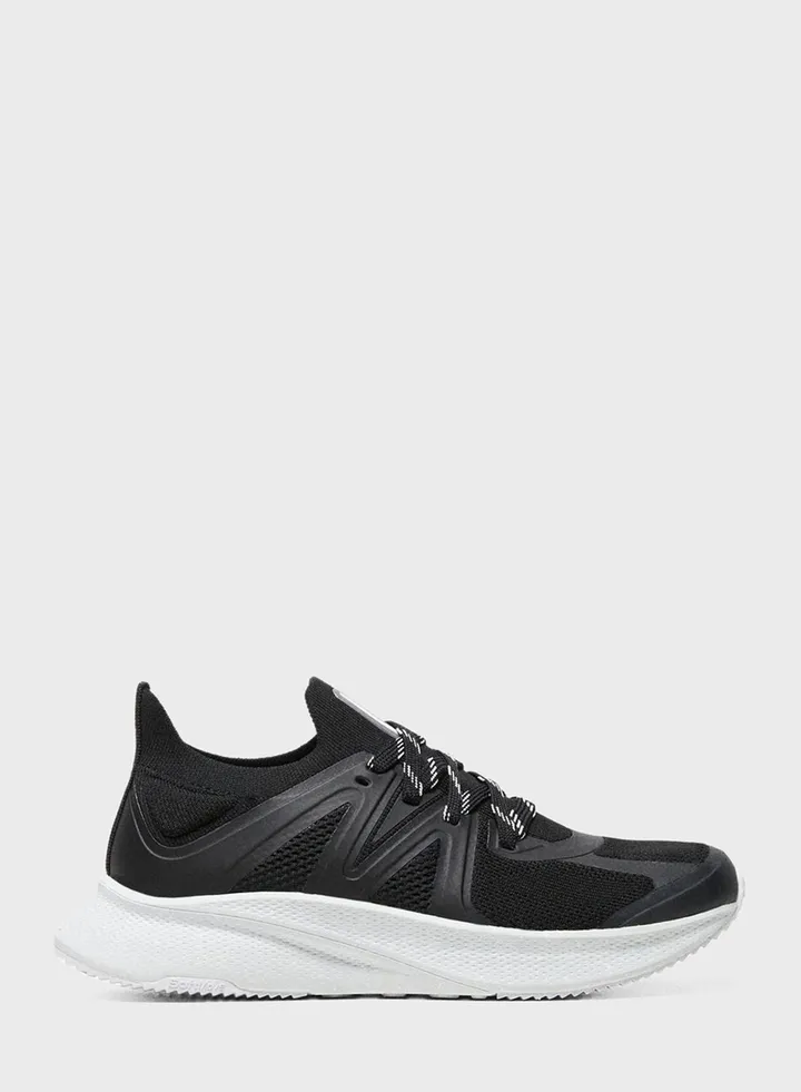 Laguna Low Top Sneakers