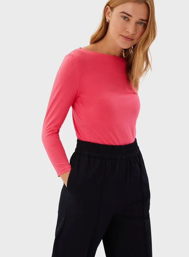 Cotton Rich Fitted 3/4 Sleeve Top