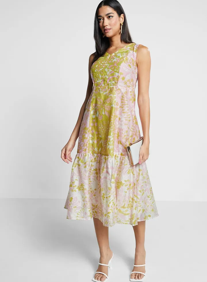 Floral Printed V-Neck Tiered Dress