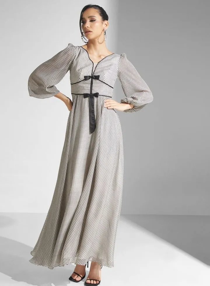Front Knot Pleated Dress
