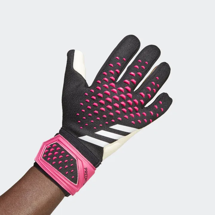 Predator League Gloves
