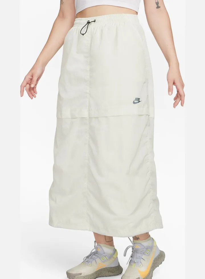 Essential Woven Skirt