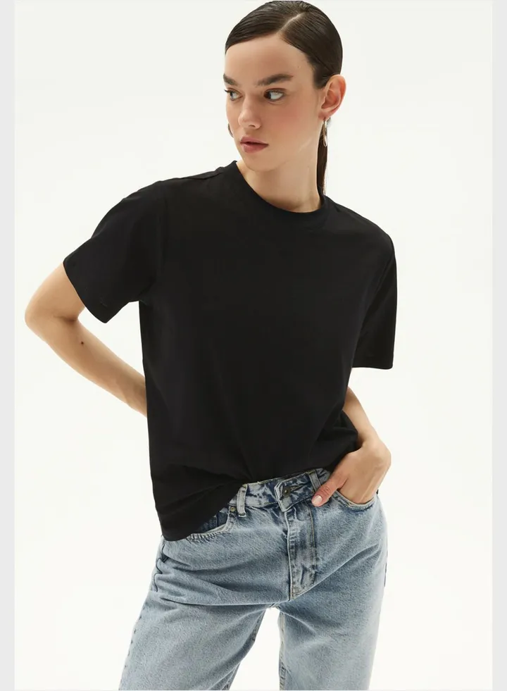 Crew Neck Ribbed T-Shirt