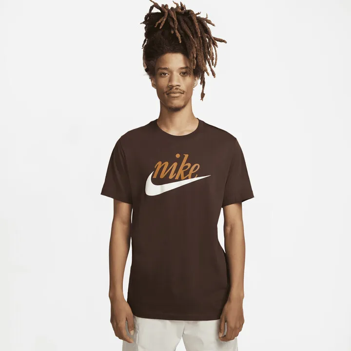 Men's Nike Sportswear T-Shirt in Brown