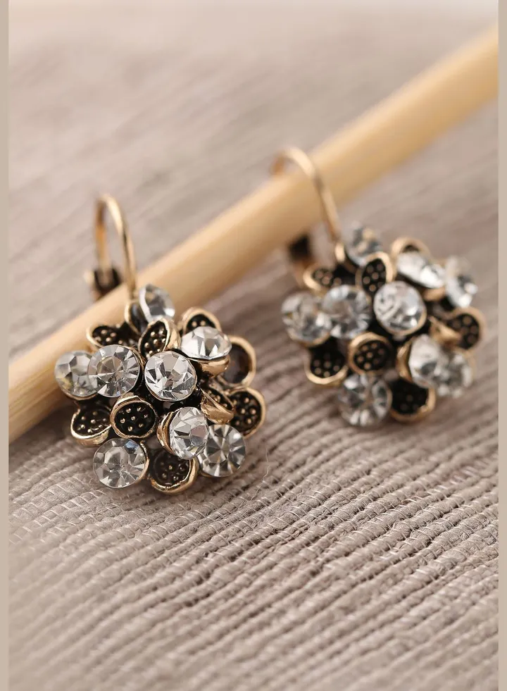 Gold Plated Party Designer Stone Drop Earring For Women
