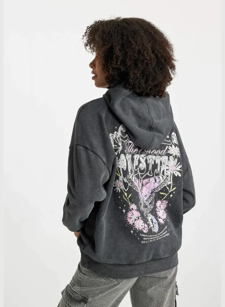 Woman Oversize Fit Hooded Long Sleeve Knitted Sweatshirt