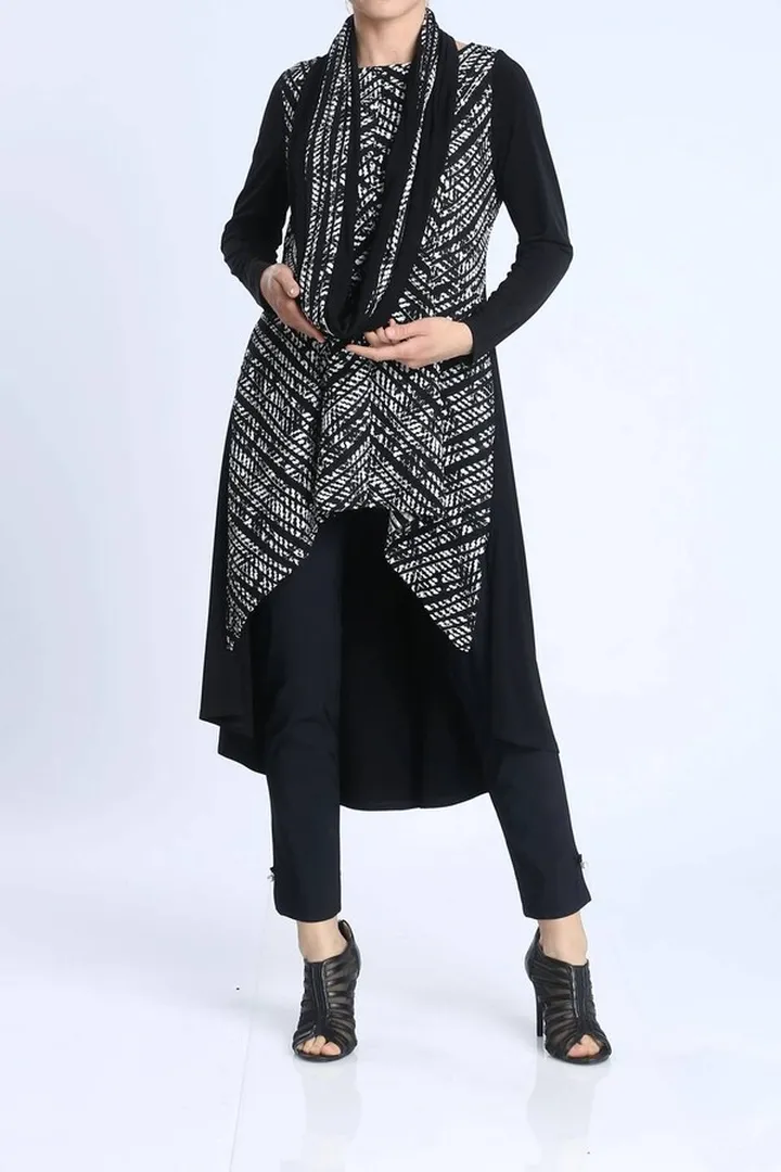 High And Low Muffler Long Tunic in Black