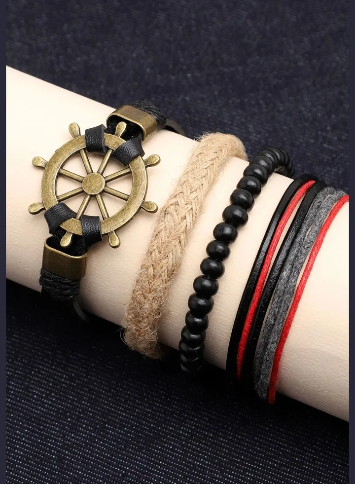 Trendy Casual PU Leather Designer Bracelet For Women