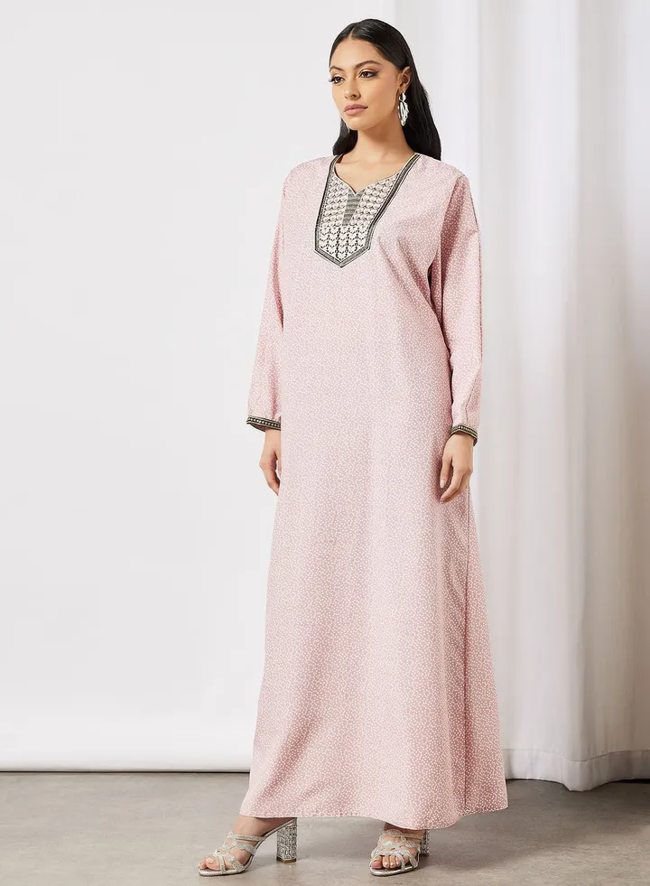 Embroidred Bib Detail Neck Printed Jalabiya