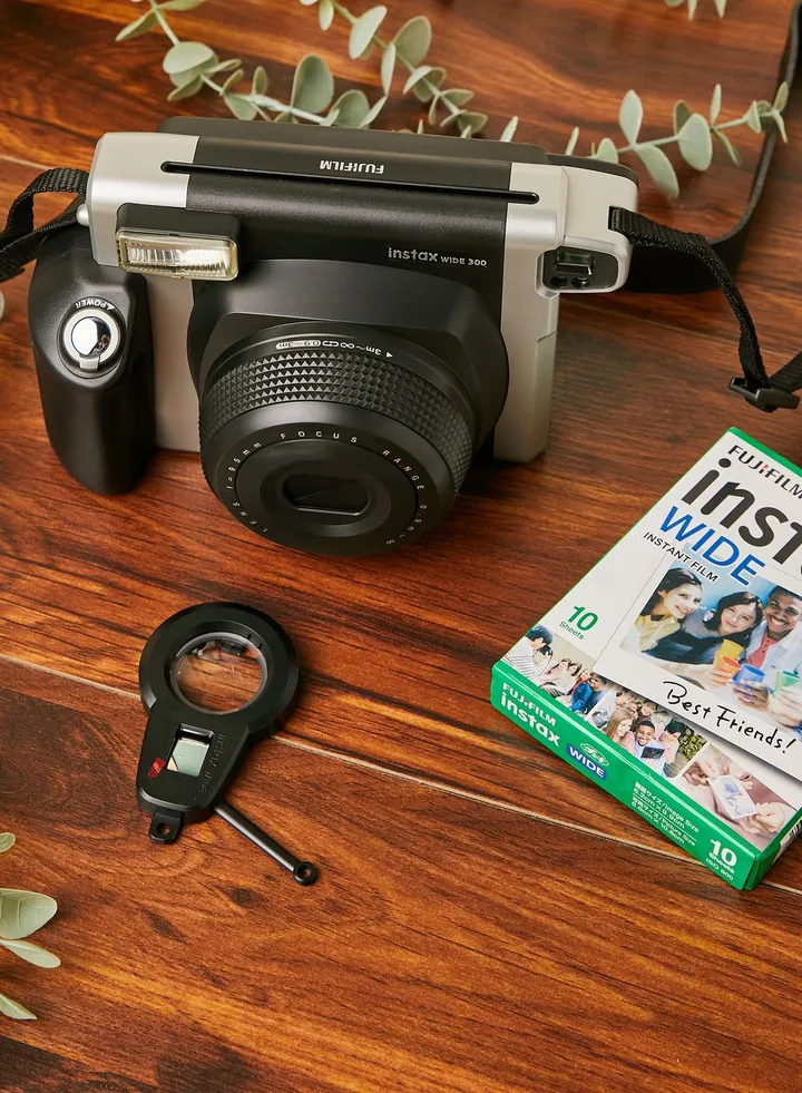 300 Instax Wide Camera + 1 Pack Instax Wide Film