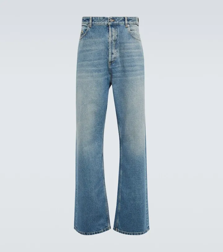 Wide-leg jeans