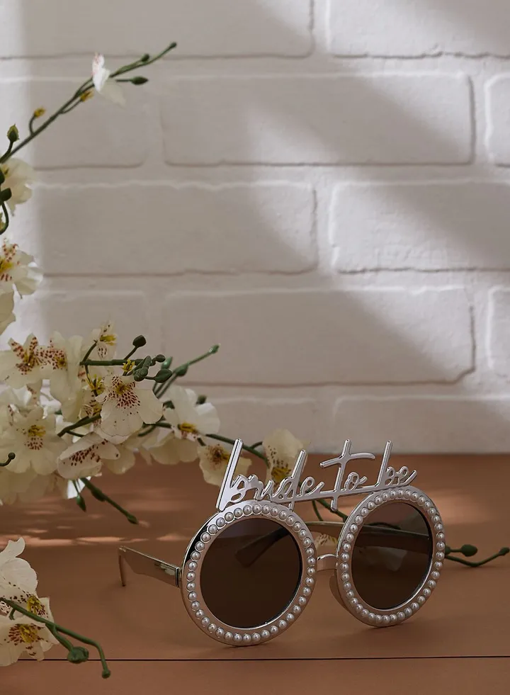 Sunglasses - The Bride - Silver With Pearls