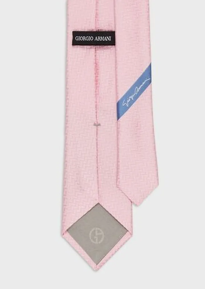 Silk jacquard tie