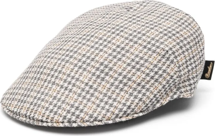 Paris goose-beak flat cap