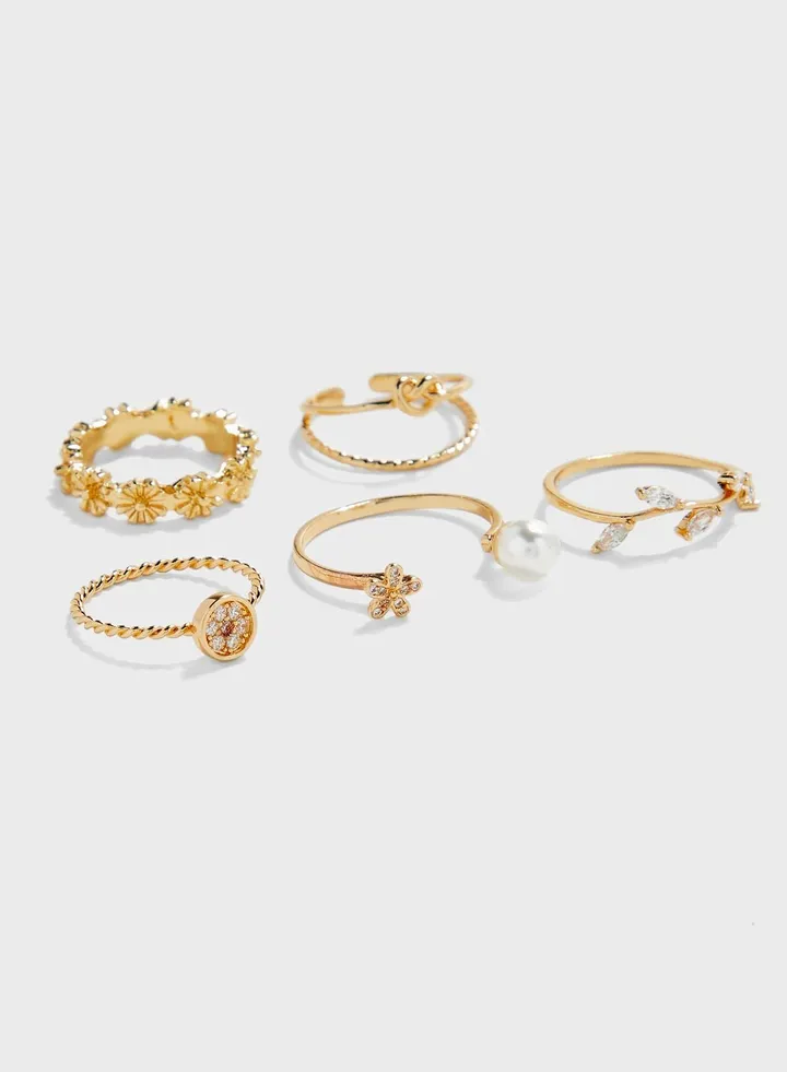 Flower and Pearl Rings Multipack