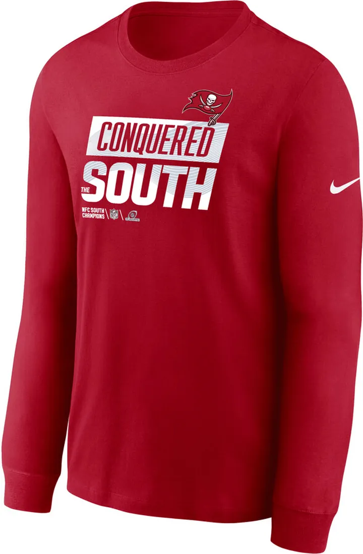 Nike Men's 2022 NFC South Champions Trophy Collection (NFL Tampa Bay Buccaneers) Long-Sleeve T-Shirt in Red