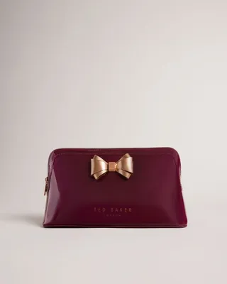 Curved Bow Wash Bag in Oxblood