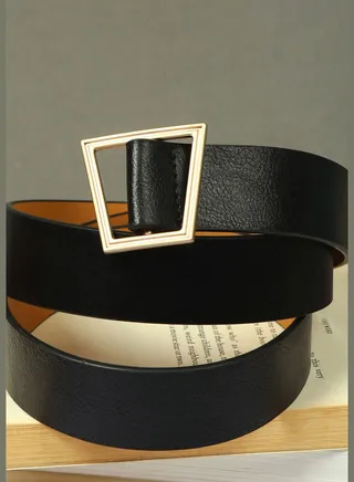 Casual Belt with Buckle Detail