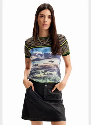 Graphic Crew Neck T-Shirt