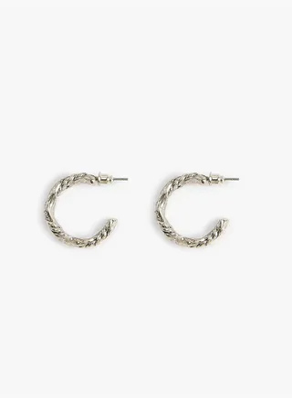 Hoop Earrings Twisted Detail