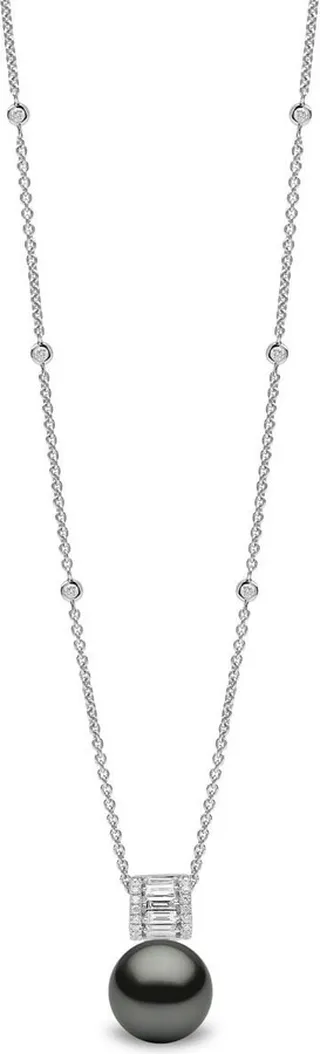 18kt white gold Starlight pearl and diamond necklace
