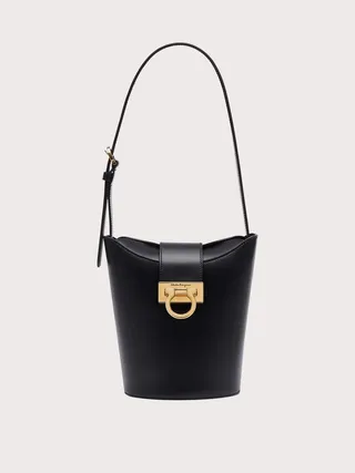 Ferragamo Women Trifolio shoulder bag Black