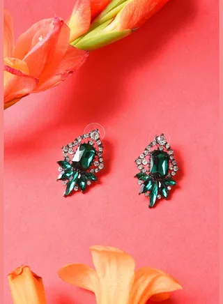 Trendy Designer Stone Stud