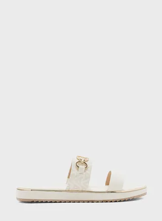 Jabin Flat Sandals