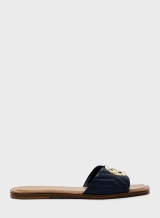 Qelajar One Strap Flip Flops