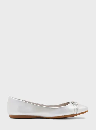 Halerena Slip Ons
