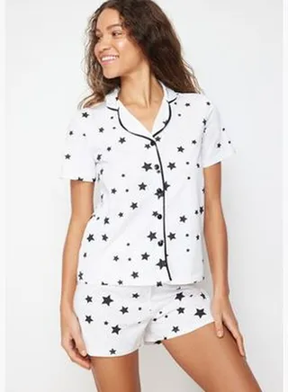 Ecru 100% Cotton Star Printed Tapered Shirt-Shorts Knitted Pajamas Set