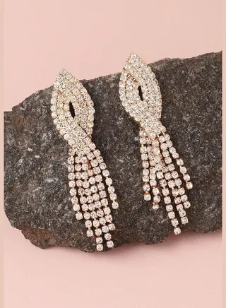Silver Plated Designer Stone Party Drop Earring For Women