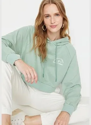 Mint Crop Hoodie Printed Thick Knitted Sweatshirt TWOAW23SW00597