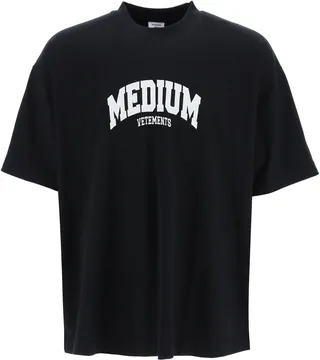 Contrasting Logo Patch T-shirt