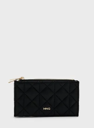 Quark Purses