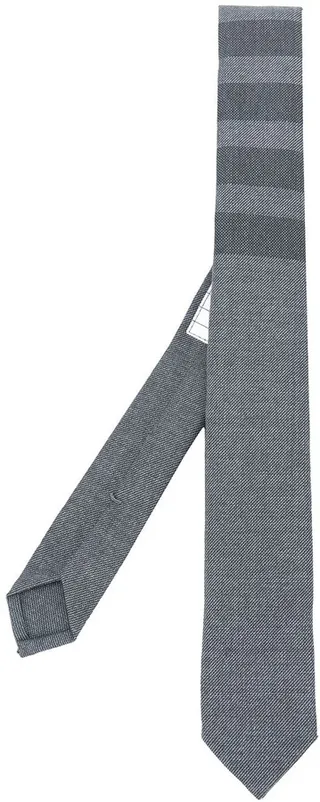 4-Bar pointed tie