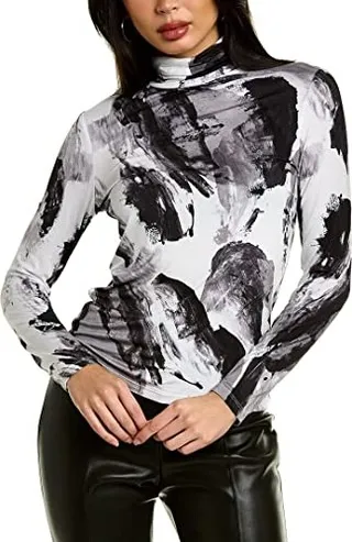 BCBGMAXAZRIA Women's Fitted Long Sleeve Turtleneck Top
