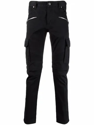 B-embossed cargo jeans