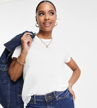 ASOS DESIGN Petite ultimate T-shirt with crew neck in cotton blend in white - WHITE