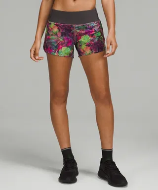 Speed Up Mid-Rise Lined Shorts 4"