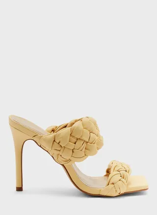 Wovella Flat Sandals