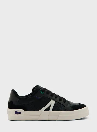 L004 222 1 Low Top Sneakers