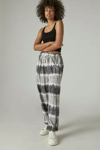 Chill At Home Fleece Jogger