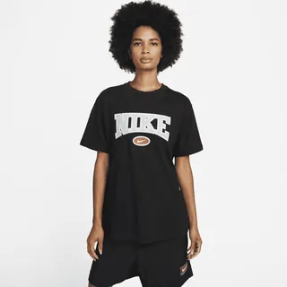 Women's Nike Sportswear Essential Oversized T-Shirt in Black